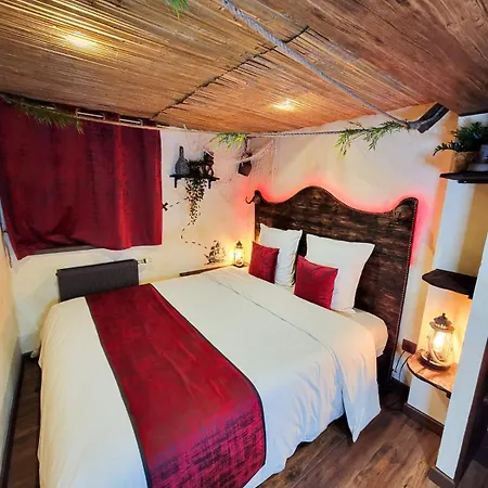 Dormir Chez Les Pirates Charme & Confort A 10 Min De Colmar Sainte-Croix-en-Plaine Exterior photo